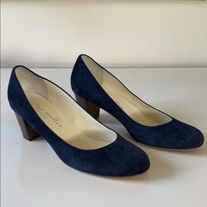 Bettye Muller Italian Navy Suede Short Heel Pump